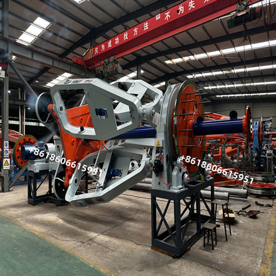 50 tpm CLY1250/1+4 Layup-machine zonder Portal Take Up 2500 mm Back Twist Ratio vast op 100%
