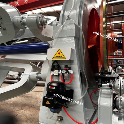 Cly1600/1+4 Liggende machine Onafhankelijke motor die grote lagerondersteuning aandrijft